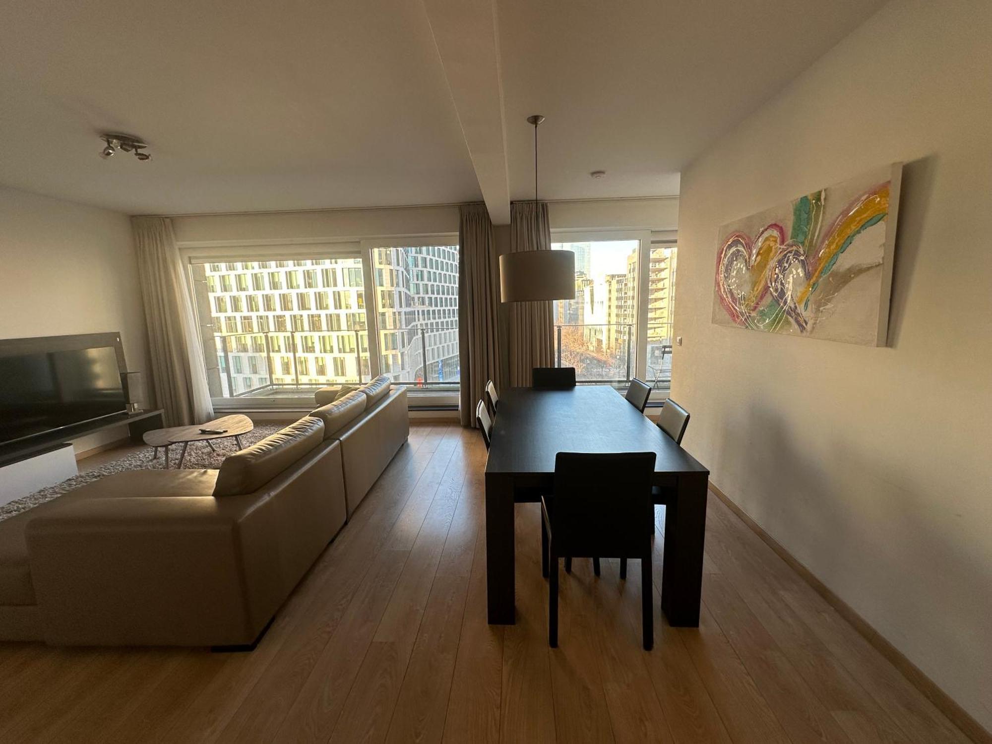 2 Bedroom Apartment In Center With Balcony Bruxelles Eksteriør billede