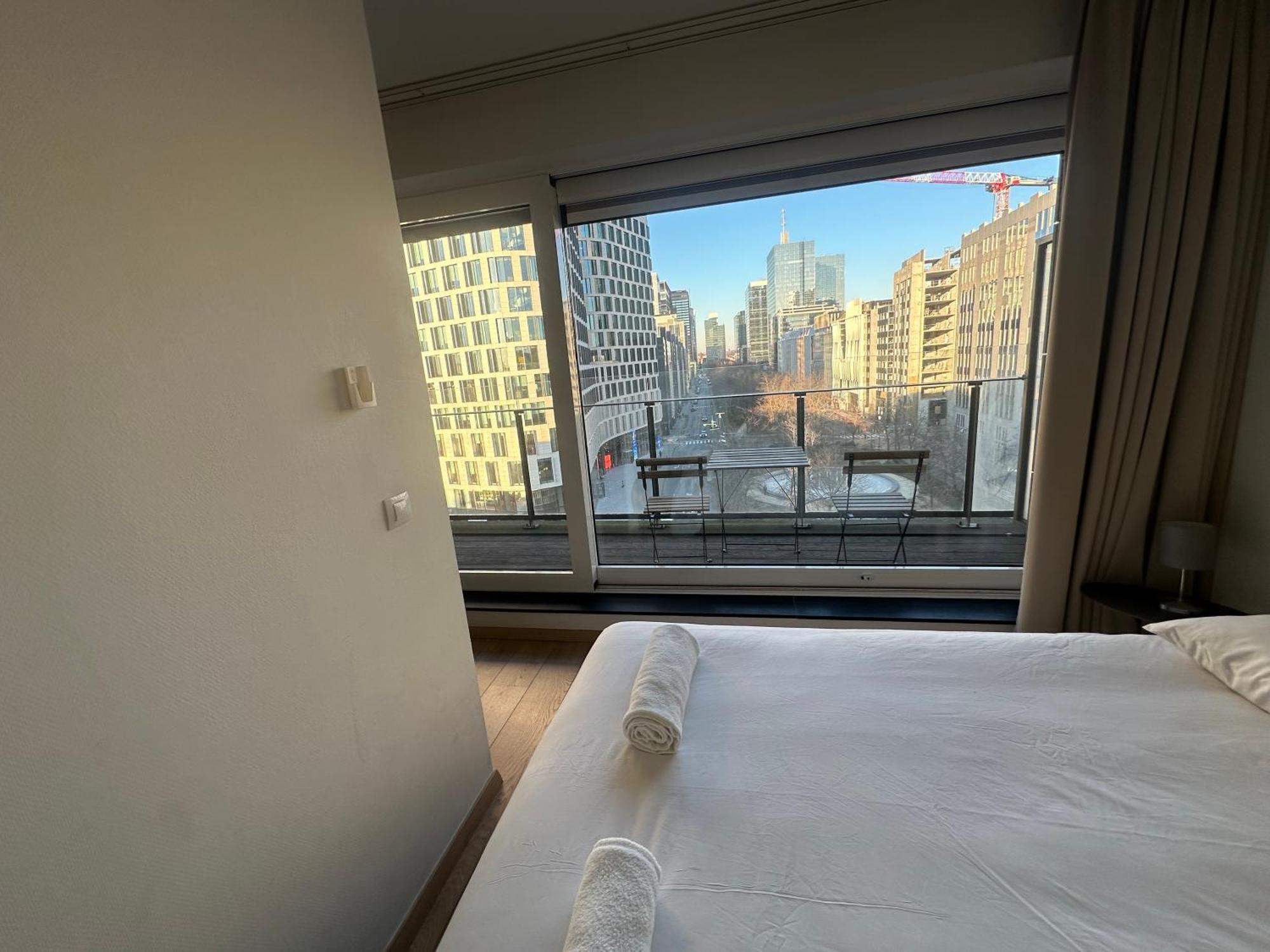 2 Bedroom Apartment In Center With Balcony Bruxelles Eksteriør billede